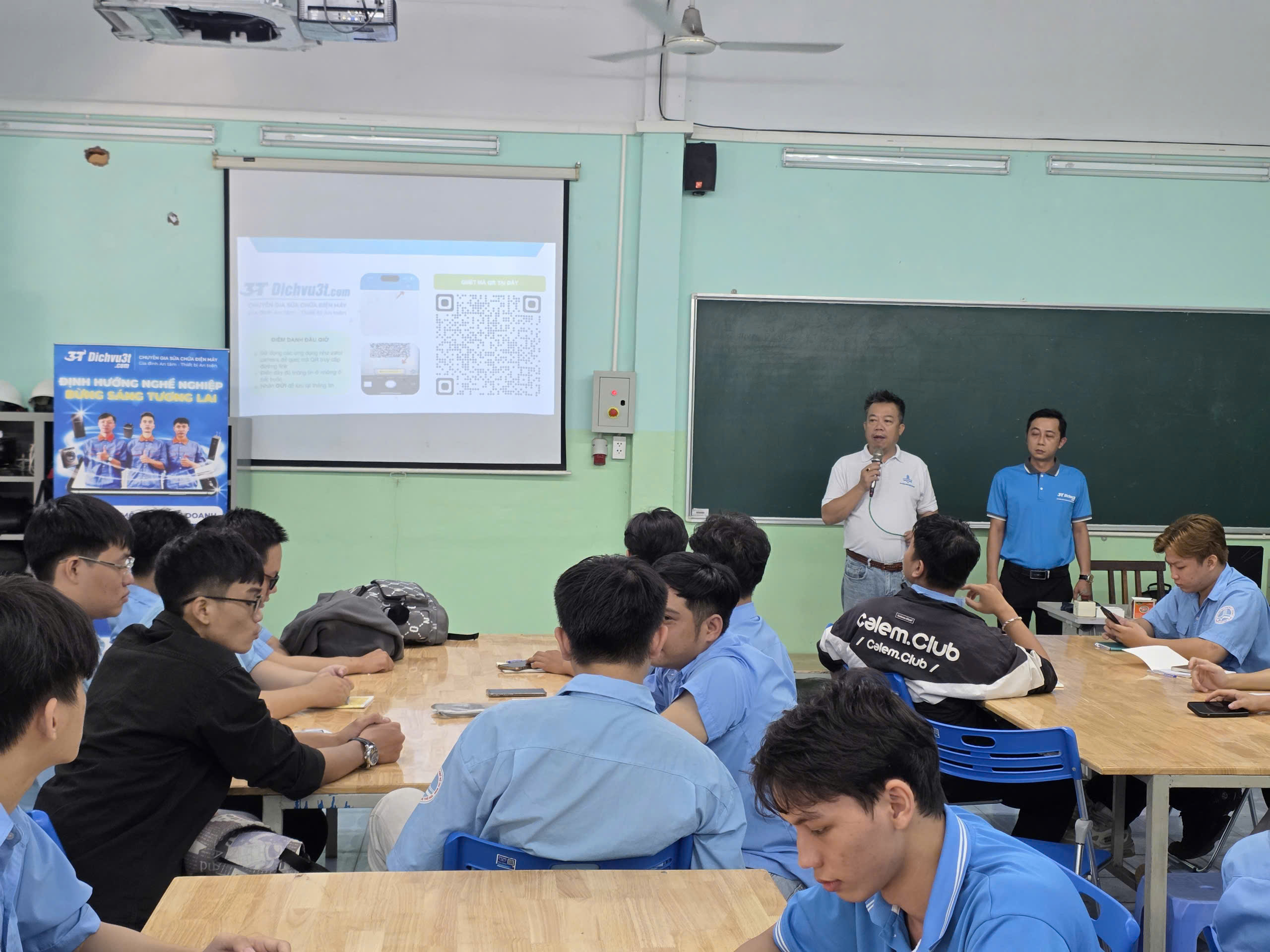 🤝 KHOA ĐIỆN – ĐIỆN TỬ PHỐI HỢP DOANH NGHIỆP TỔ CHỨC TẬP HUẤN – ĐÀO TẠO KỸ THUẬT VIÊN DỊCH VỤ NGÀNH LỌC NƯỚC